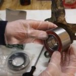 Replacing a wheel bearing on a Toyota Corolla